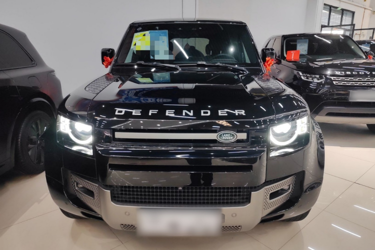 路虎卫士 2025款 110 3.0T P400 -Dynamic HSE车身外观6001