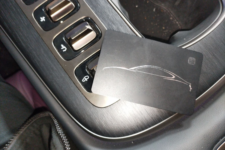 小米汽车 小米SU7 2024款 四驱超长续航高阶智驾Max版中控内饰7001