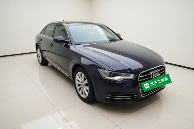 奥迪A6L 2014款 30 FSI 豪华型车身外观3