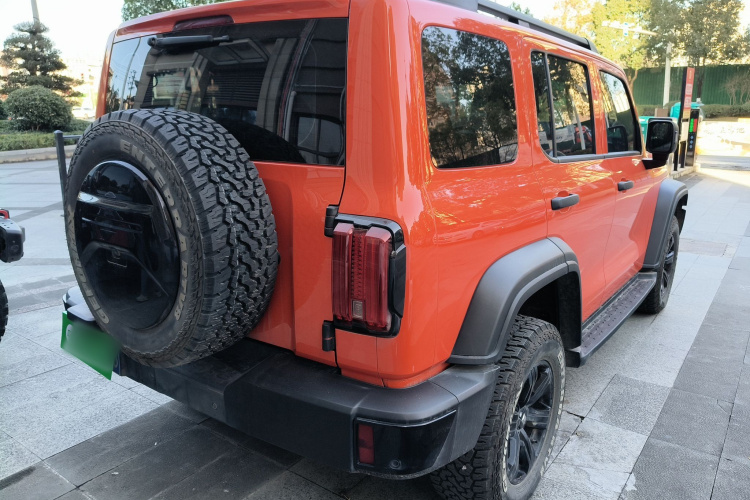 坦克300 2024款 2.0T 挑战者车身外观7