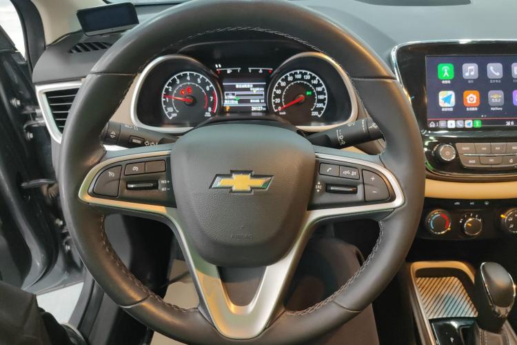 雪佛兰 科鲁泽 2022款 320 自动悦享天窗版中控内饰13