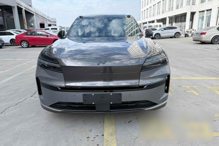 乐道L90 2025款 Max 六座版车身外观6007