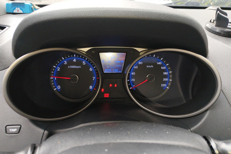 北京现代ix35 2012款 2.0L 自动两驱精英版GLS局部细节14