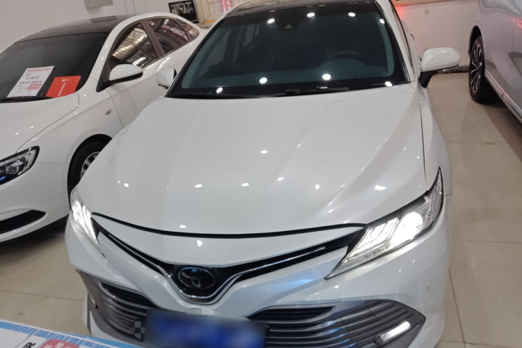 丰田 凯美瑞 2019款 改款 2.5G 豪华版车身外观2