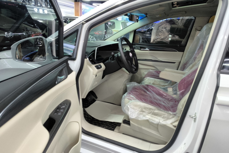 别克GL8 2023款 ES陆尊 舒适型中控内饰20