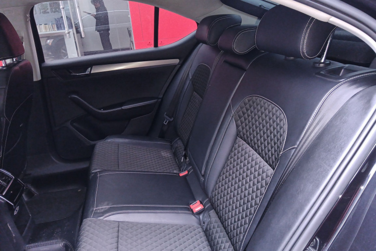 斯柯达 速派 2018款 TSI280 DSG舒适版 国V中控内饰7004