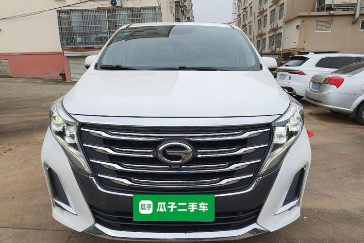 广汽传祺 传祺M8 2020款 领航款 390T 尊贵版车身外观6001