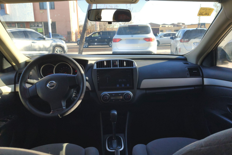 日产 轩逸 2018款 经典 1.6XE+ CVT领先版中控内饰12