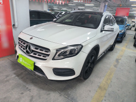奔驰GLA 2019款 GLA 200 时尚型