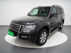 三菱 帕杰罗(进口) 2016款 3.0L 自动豪华版 国V