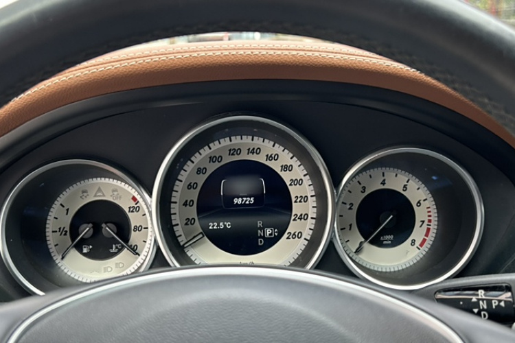 奔驰CLS 2015款 CLS 320中控内饰7001