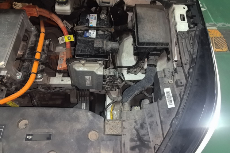 吉利几何C 2020款 甄选续航版 550KM C++局部细节9007