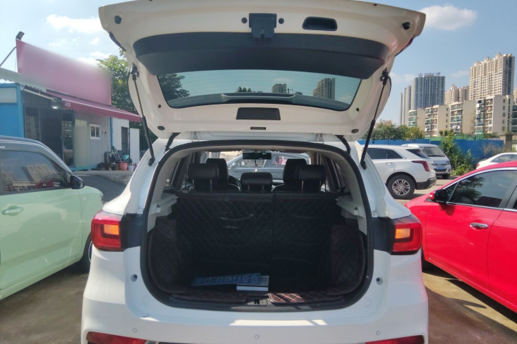 名爵ZS 2018款 1.5L 手动豪华版 国V局部细节23