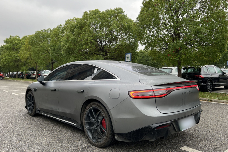 鸿蒙智行 智界S7 2024款 Max RS 四驱性能版车身外观6005