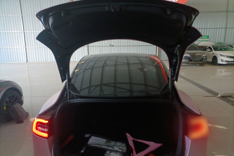 特斯拉 Model 3 2020款 标准续航后驱升级版局部细节23