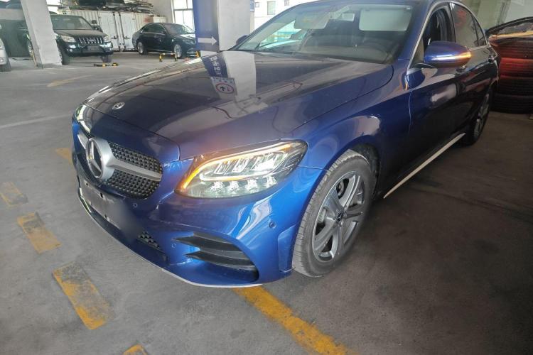 奔驰C级 2020款 改款 C 260 L 运动版车身外观1