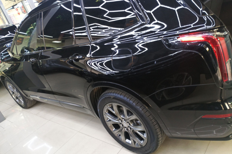 凯迪拉克XT6 2020款 28T 七座豪华运动型至享安全版车身外观6003