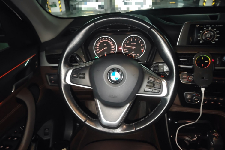 宝马X1 2018款 xDrive20Li 尊享型中控内饰13