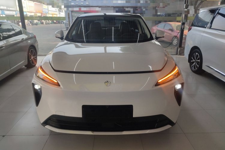 启辰大V DD-i 2025款 虎鲸 150km 畅游版车身外观2