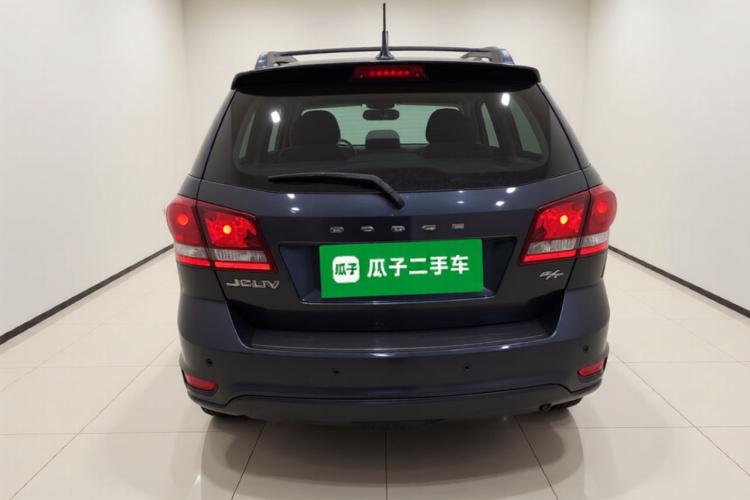 道奇 酷威 2013款 2.4L 两驱尊尚版车身外观6