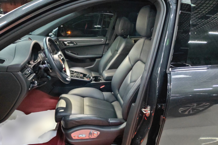 保时捷 2024款 Macan 2.0T中控内饰19