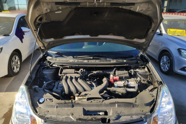 日产 轩逸 2018款 经典 1.6XE+ CVT领先版机舱底盘24