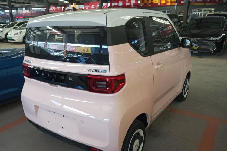 五菱汽车 宏光MINIEV 2022款 马卡龙时尚款 磷酸铁锂车身外观7