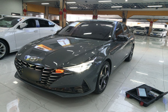现代 伊兰特 2021款 1.5L CVT TOP旗舰版