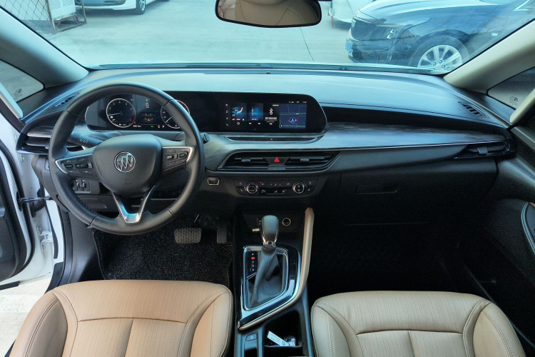 别克GL6 2021款 323T 轻混动互联豪华型中控内饰7003