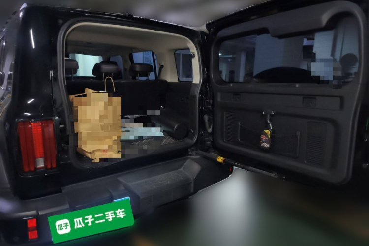 坦克300 2024款 2.0T 征服者中控内饰23