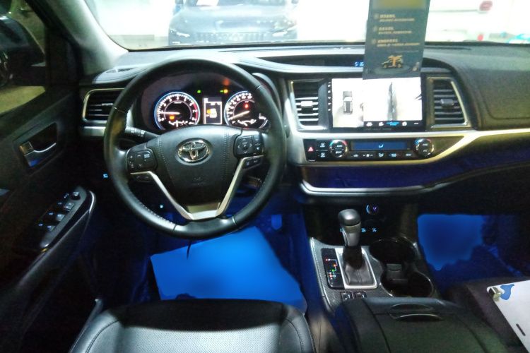 丰田 汉兰达 2018款 2.0T 四驱豪华版 7座 国VI局部细节13