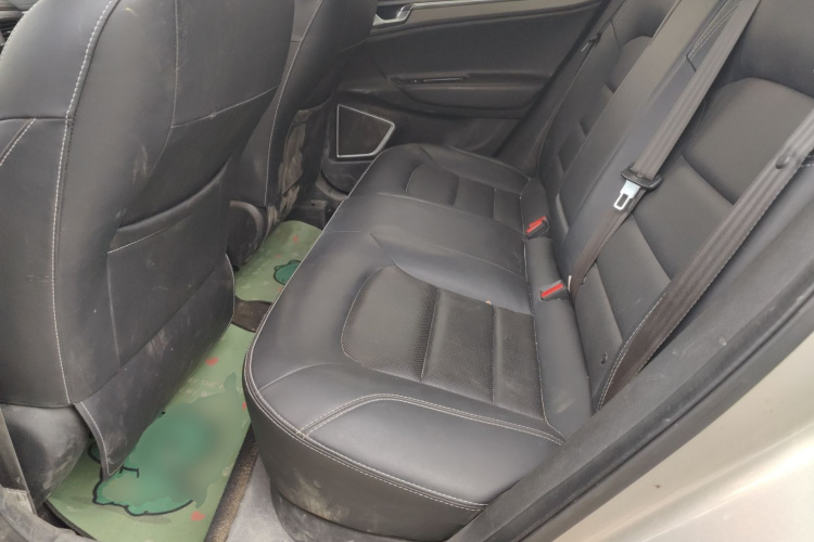 吉利汽车 帝豪GS 2016款 运动版 1.8L 自动领尚型中控内饰21