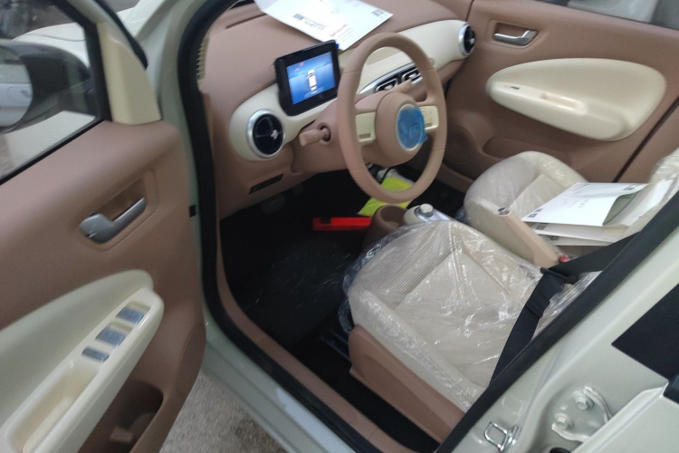 五菱汽车 宏光MINIEV 2025款 四门版 进阶款中控内饰20