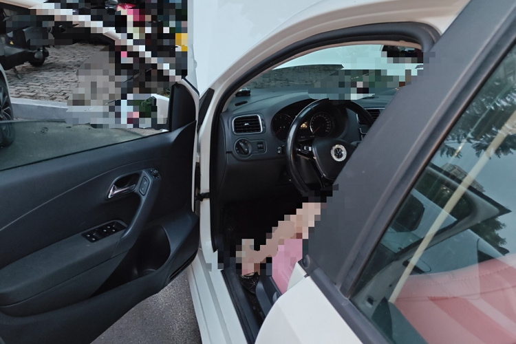 大众 Polo 2016款 1.6L 自动舒适型中控内饰7003