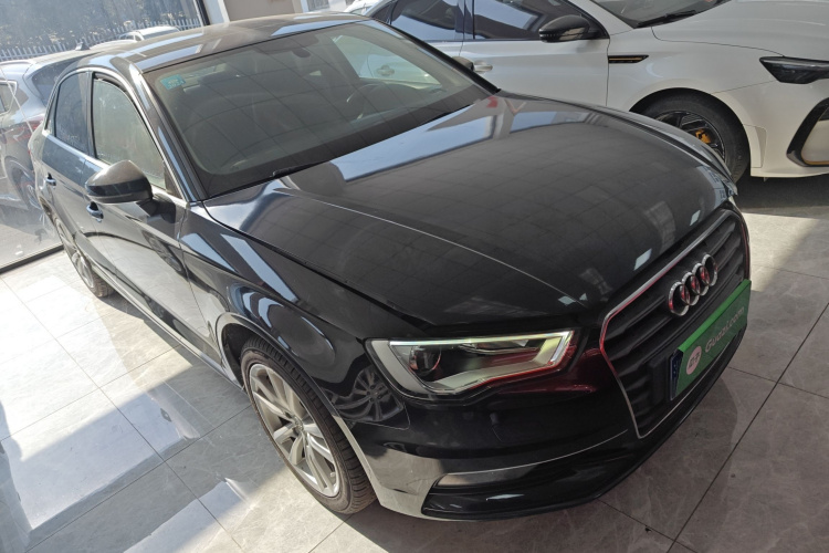 奥迪A3 2016款 Limousine 35 TFSI 风尚型车身外观3