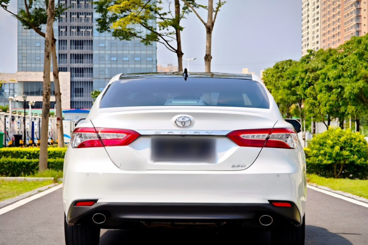 丰田 凯美瑞 2021款 2.5G 豪华版车身外观6006