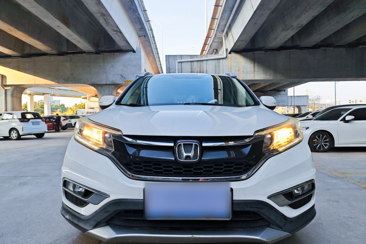 本田CR-V 2015款 2.4L 两驱豪华版车身外观6001