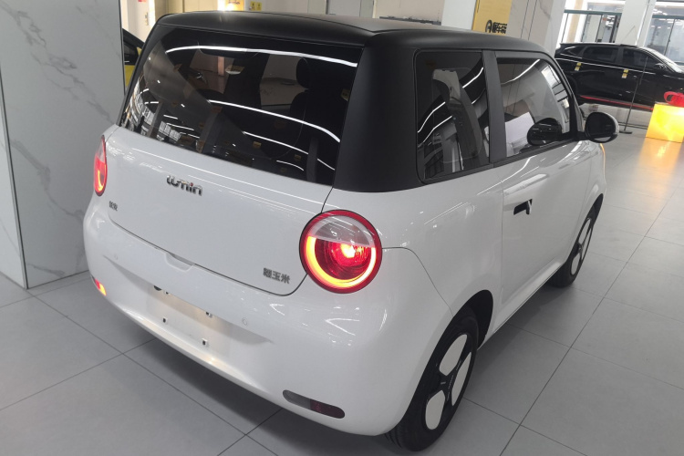 长安启源 长安Lumin 2022款 210km 香甜款车身外观6005