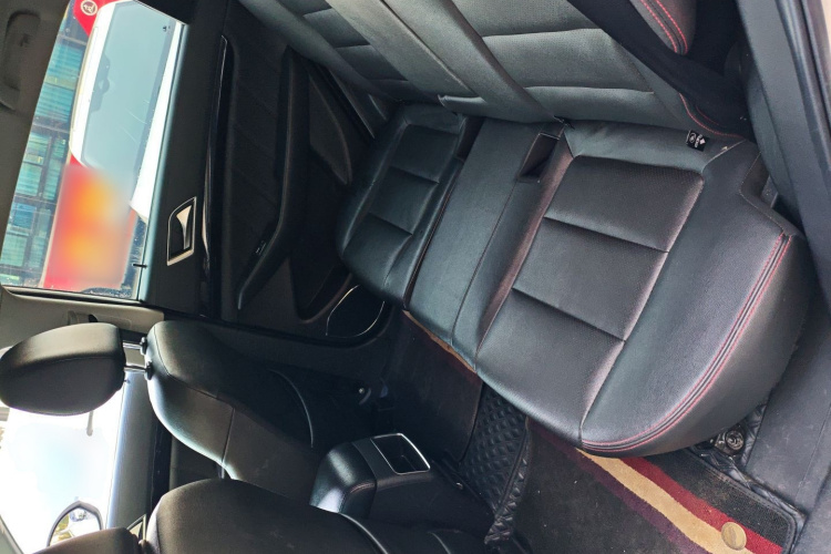 猎豹汽车 猎豹CS10 2017款 2.0T 自动都市型中控内饰21