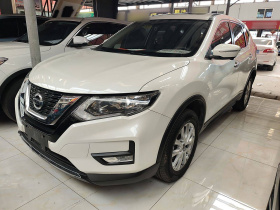 日产 奇骏 2017款 2.0L CVT舒适版 2WD