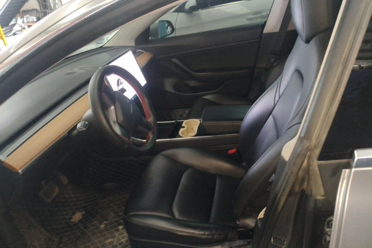 特斯拉 Model 3 2020款 标准续航后驱升级版中控内饰19