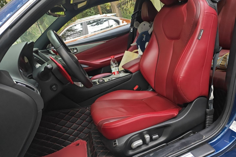英菲尼迪Q60 2019款 S 2.0T 豪华运动版中控内饰19
