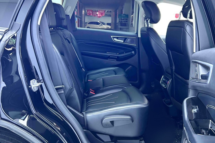 福特 锐界 2021款 PLUS EcoBoost 245 两驱豪锐型 7座车身外观6007