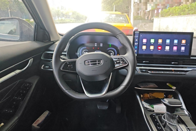 吉利汽车 帝豪 2023款 第4代冠军版 1.5L CVT尊贵型局部细节13