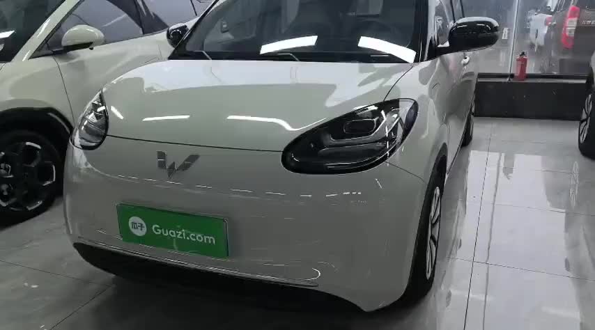 五菱汽车 五菱缤果 2023款 333km 灵犀互联款实拍1