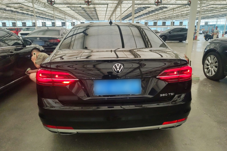 大众 辉昂 2021款 380TSI 尊贵版车身外观6004
