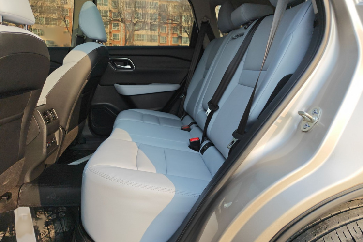 日产 奇骏 2023款 e-POWER 超混双电机四驱至尊版中控内饰7003