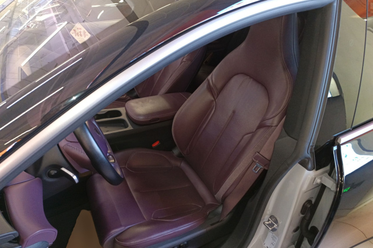 蔚来ET5T 2023款 75kWh Touring中控内饰19