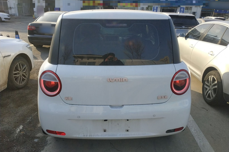 长安启源 长安Lumin 2022款 155km 清甜款车身外观6