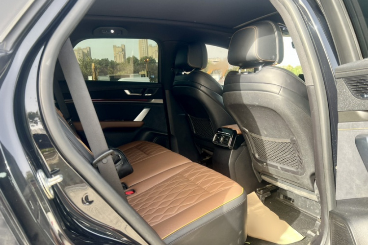 比亚迪 唐新能源 2021款 DM-i 112KM 尊荣型中控内饰7009